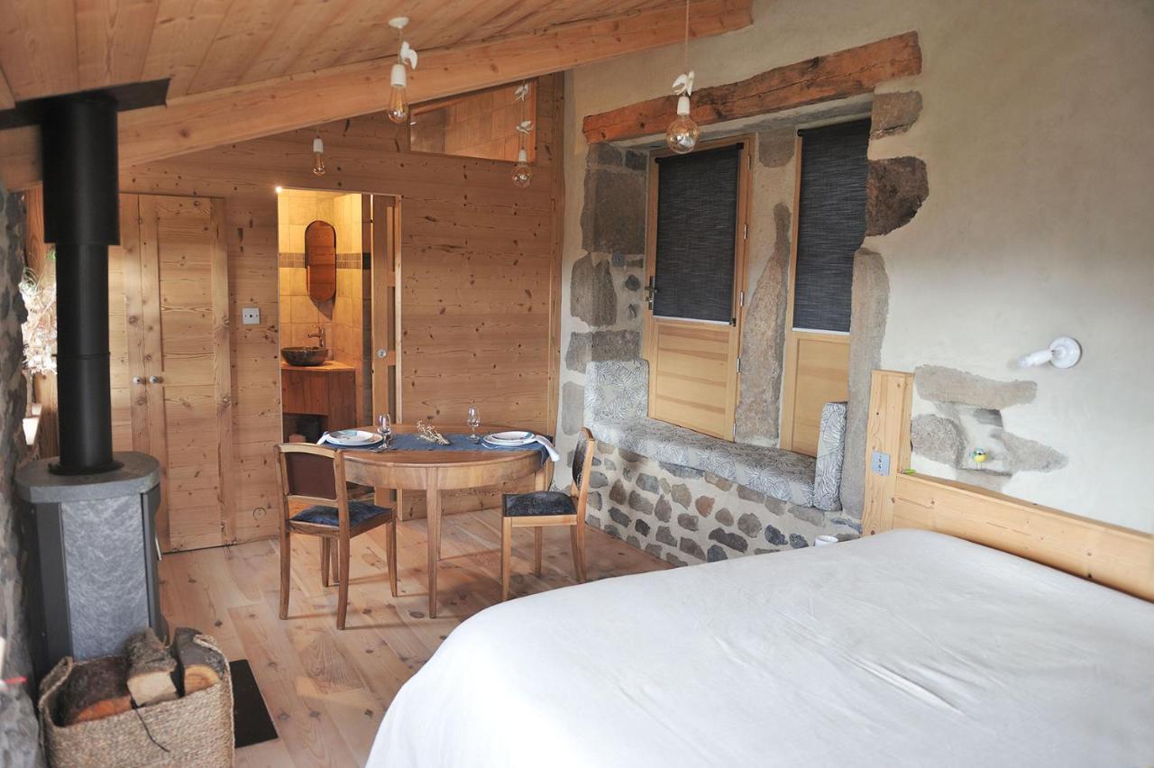 Chambre D'Hotes Privative Au Creux Du Nid Siaugues-Sainte-Marie Kültér fotó